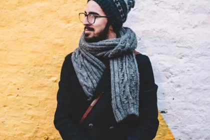 découvrez notre sélection de scarves tendance pour sublimer tous vos looks. qualité, style et confort réunis pour accessoiriser chaque tenue avec élégance.