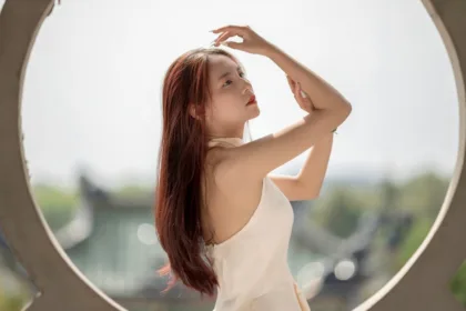 découvrez tout ce qu'il faut savoir sur les poils incarnés : causes, symptômes, prévention et traitements efficaces pour une peau nette et sans irritation.