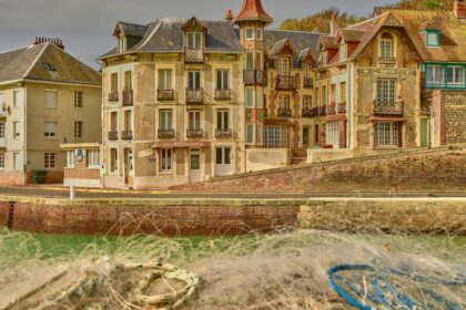 découvrez des hébergements de vacances en normandie pour un séjour confortable et authentique, entre plages, patrimoine et gastronomie.