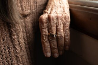 découvrez notre avis complet sur wrinkle power, le soin anti-rides innovant qui promet une peau plus jeune et lisse. efficacité, ingrédients et résultats analysés en détail.