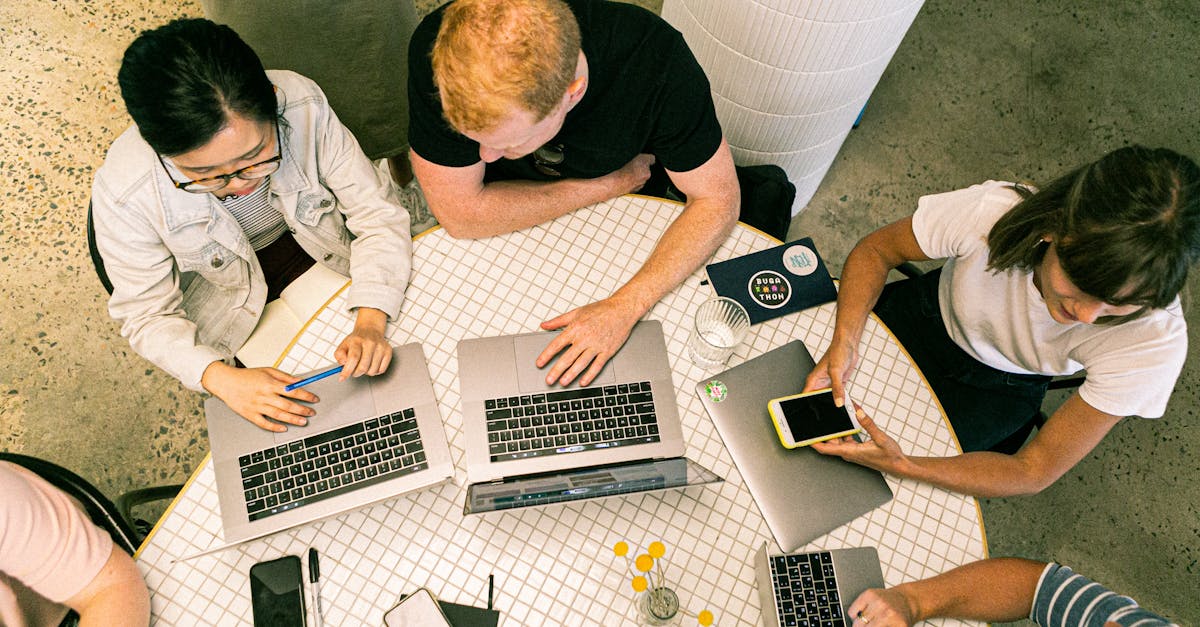 découvrez les meilleures stratégies de marketing digital pour augmenter votre visibilité en ligne, attirer plus de clients et booster votre chiffre d'affaires.