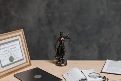 contenu juridique fiable et à jour pour vous guider dans vos démarches légales et assurer votre conformité.