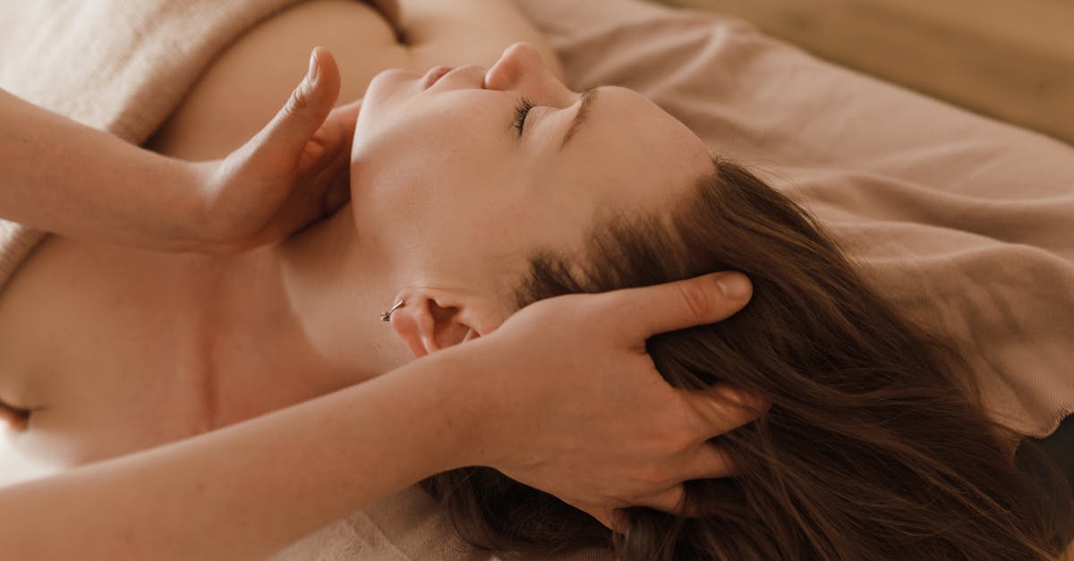 découvrez les bienfaits du drainage lymphatique, une technique douce pour stimuler la circulation lymphatique, réduire les gonflements et améliorer votre bien-être général.