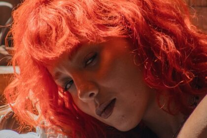 découvrez l'âge du fils de mylène farmer et apprenez-en plus sur sa vie privée.
