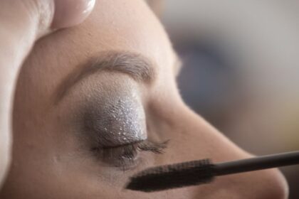 découvrez notre service de makeover pour transformer votre style et révéler la meilleure version de vous-même. conseils personnalisés et résultats impressionnants garantis.