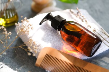 soins capillaires : découvrez nos conseils et produits pour des cheveux sains, brillants et revitalisés au quotidien.